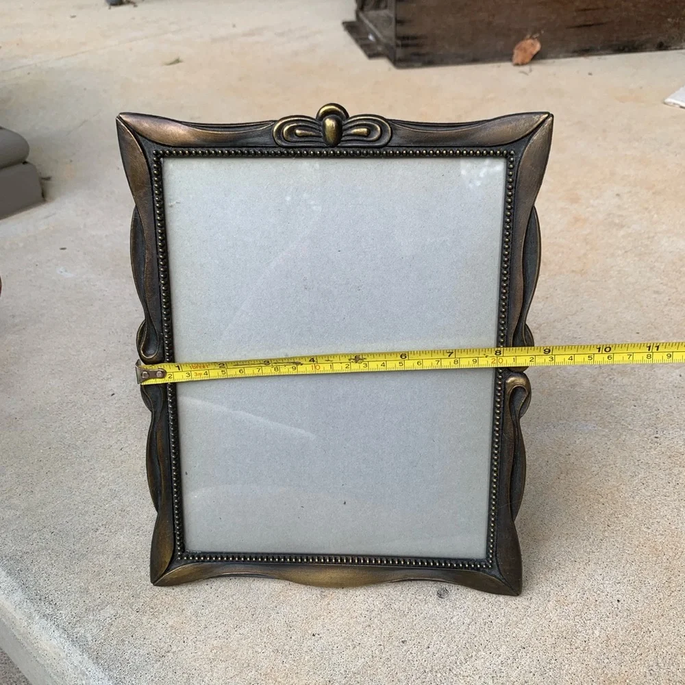 Antique Brass Ornate Table Top Picture Frame 8 x 10